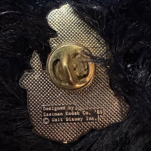 Vintage Kodak Disney MINNIE MOUSE as BETSY ROSS Flag Patriotic Series Pin 1989 - Picture 2 of 3